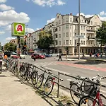 Kleines Steglitz Lägenhet *